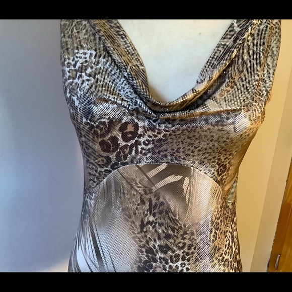 Animal Print Top - Picture 5 of 6